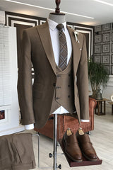 Coffee Three-Piece Peaked Lapel Business Suit