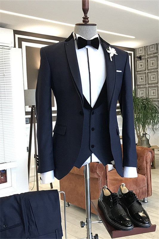 Glamorous Navy Blue Notched Lapel 3-Piece Business Suit