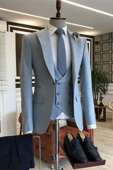 Sky Blue Peaked Lapel 3-Piece Glamorous Prom Suit