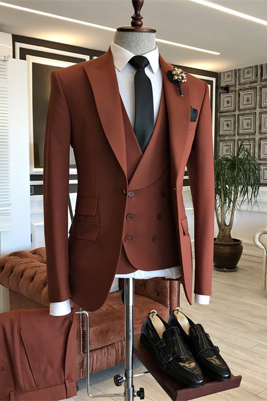 Rufous Three-Piece Peaked Lapel Prom Suit