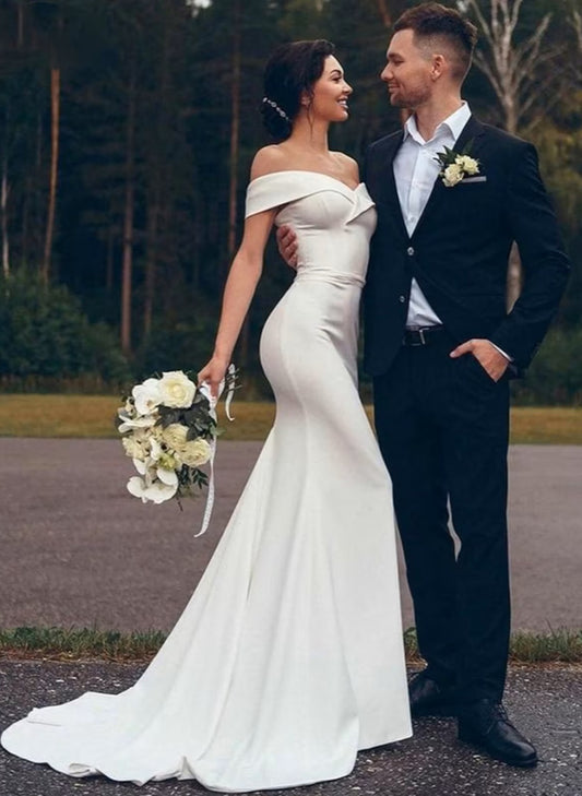 Off-the-Shoulder Sleeveless Trumpet/Mermaid Satin Wedding Dresses with Sweep Train