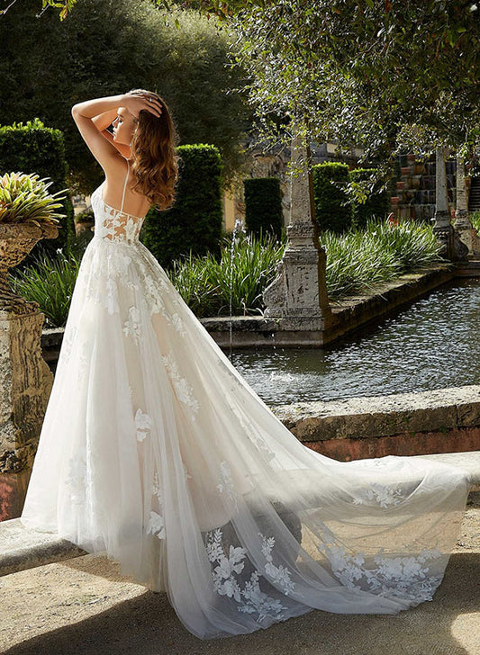 Tulle V-Neck Spaghetti Straps Wedding Dress