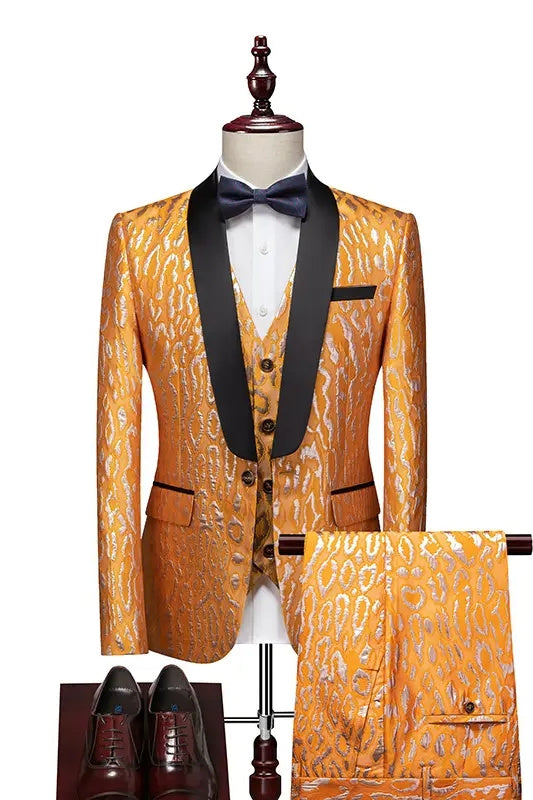 Gold Shawl Lapel 3-Piece New Arrival Jacquard Wedding Suit