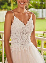 V-Neck Ball-Gown Wedding Dresses With Lace/Tulle Sweep Train and Appliques