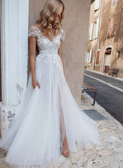 Boho A-Line V-Neck Short Sleeves Lace and Tulle Wedding Dresses With Front Split