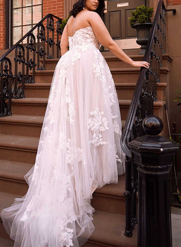 Off-The-Shoulder Tulle Lace Wedding Dress With Appliques Lace