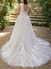 A-Line V-Neck Sleeveless Court Train Tulle Wedding Dresses With Appliques Lace