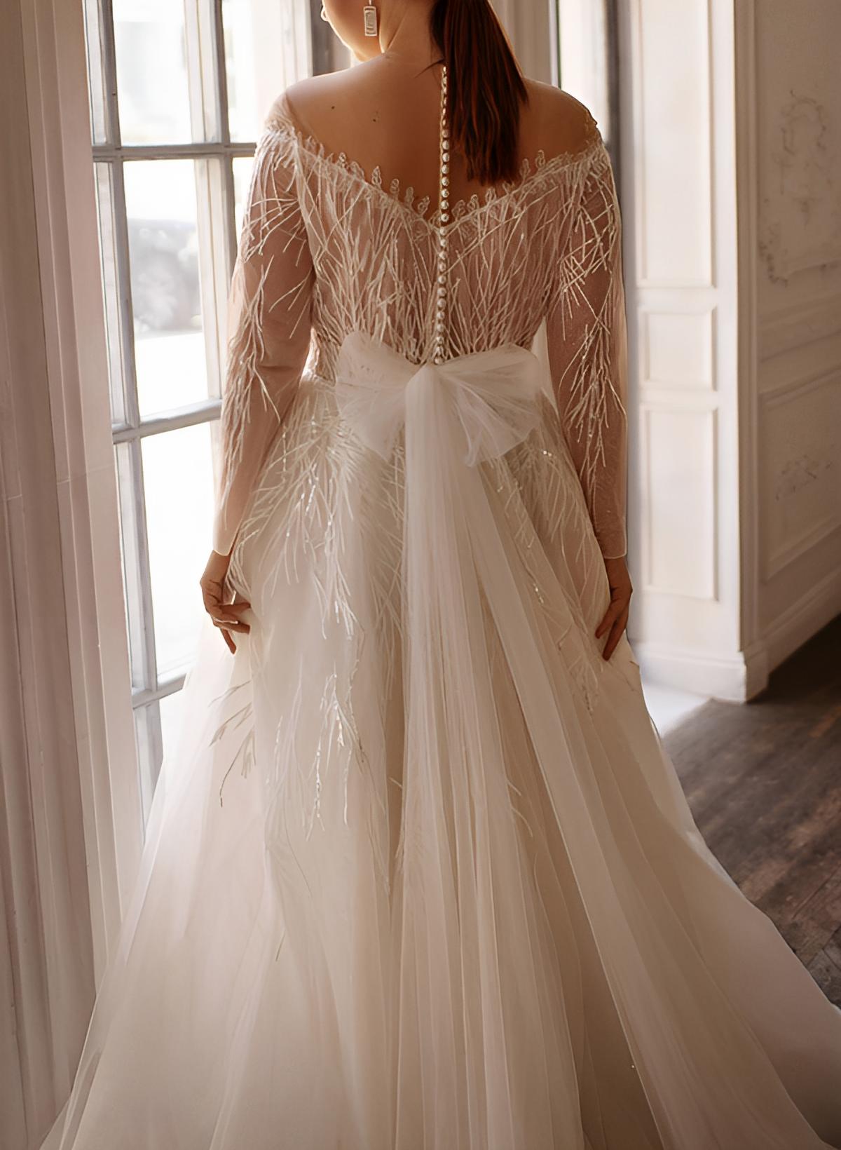 Classy Illusion Neckline Long Sleeve Lace Bridal Gowns