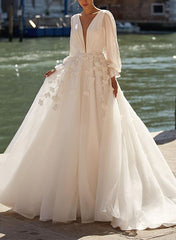 A-Line V-Neck Long Sleeves Organza Wedding Dresses With Lace Appliques