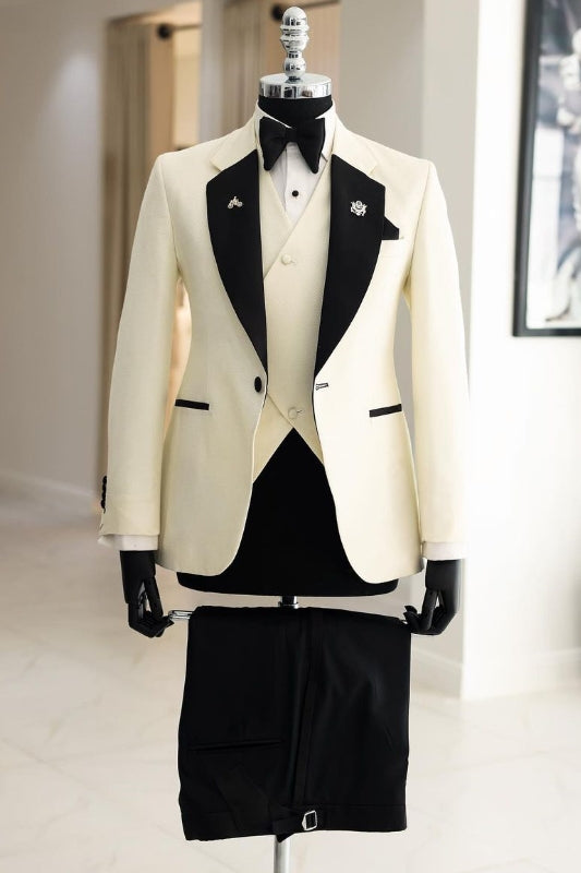 Fancy White Notched Lapel 3-Piece Wedding Suit