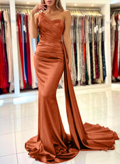 One-Shoulder Sleeveless Silk Like Satin Sheath/Column Bridesmaid Dresses