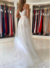 Sweetheart Sleeveless Lace Wedding Dress