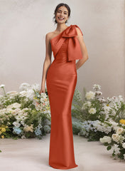 One-Shoulder Satin Bridesmaid Dresses With Bows