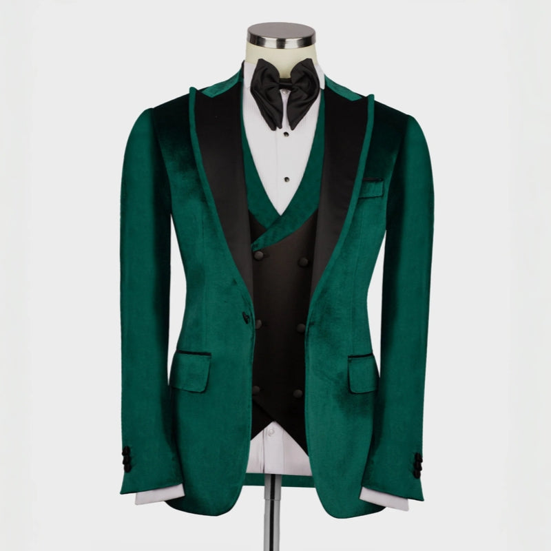 Dark Green Three-Piece Velvet Peaked Lapel Prom Suit