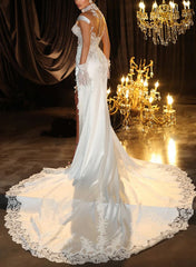 Illusion Neck Lace/Silk Like Satin Wedding Dresses With High Split