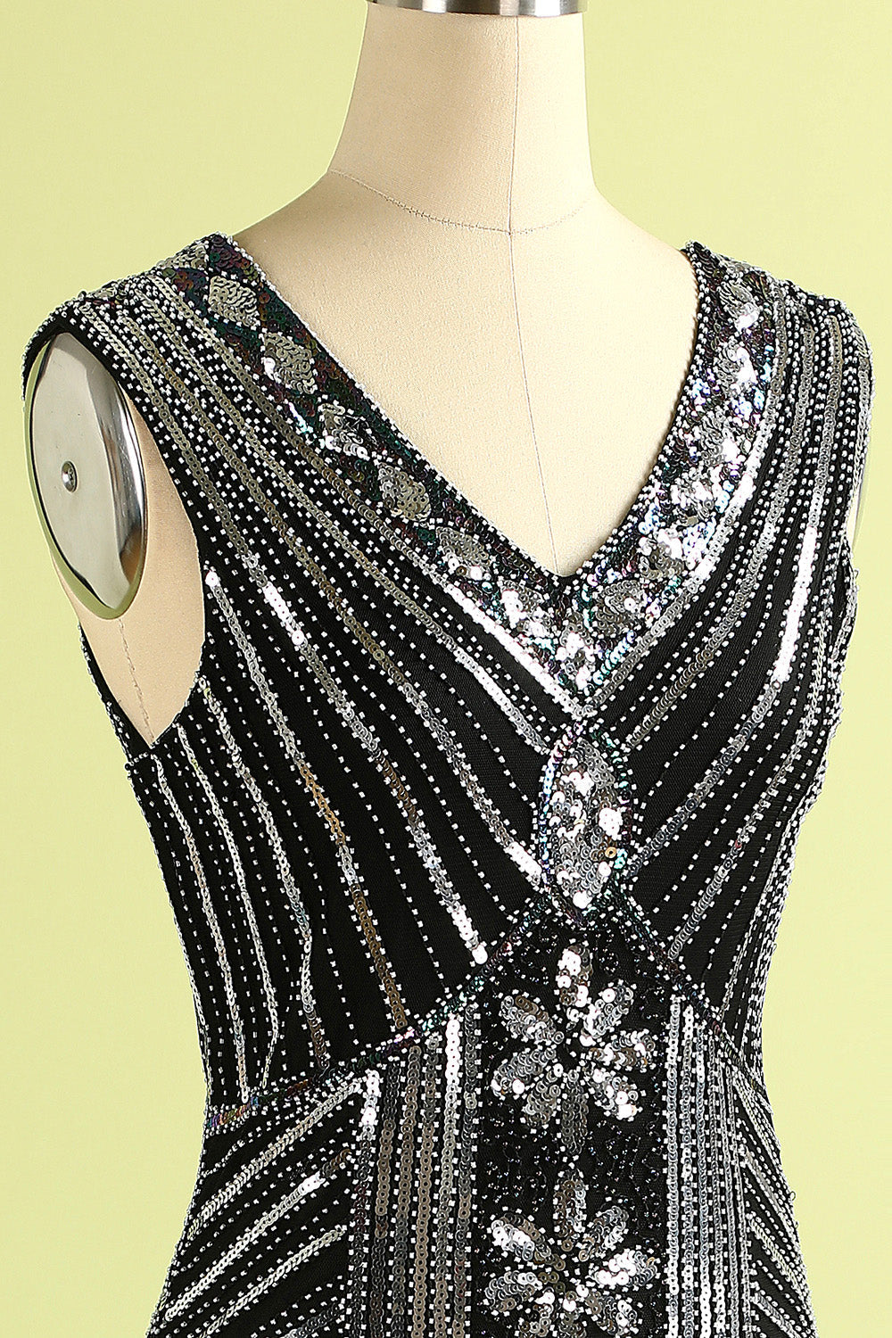 1920s Black and Silver Sequined Dress