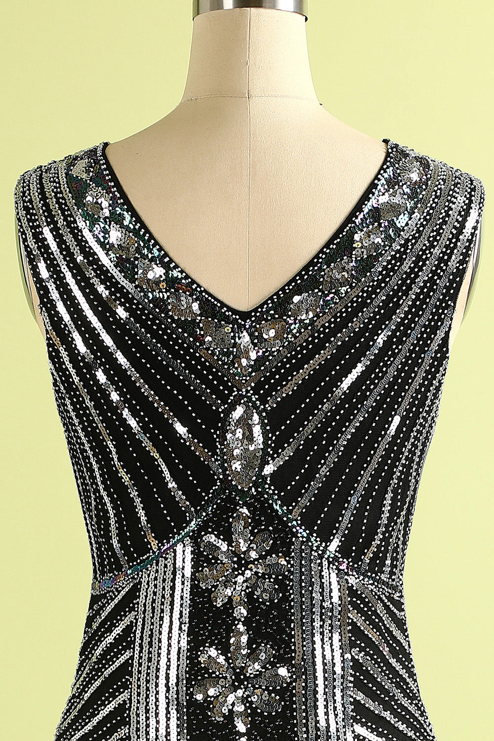 1920s Black and Silver Sequined Dress