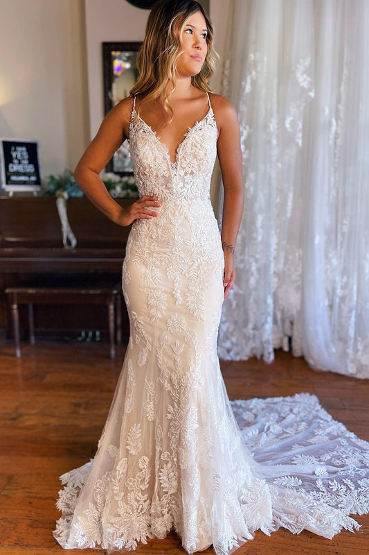 Graceful Ivory Mermaid Open Back Long Lace Wedding Dress