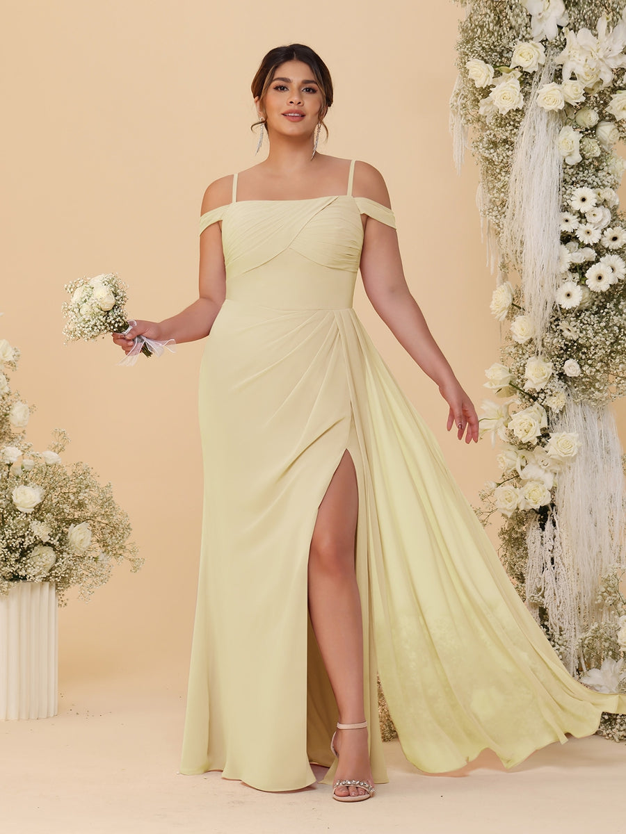 Sheath/Column Off-the-Shoulder Spaghetti Straps Plus Size Bridesmaid Dresses With Side Slit Champagne
