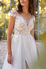 A-Line Illusion Neck Lace Tulle Wedding Dresses With Appliques Lace