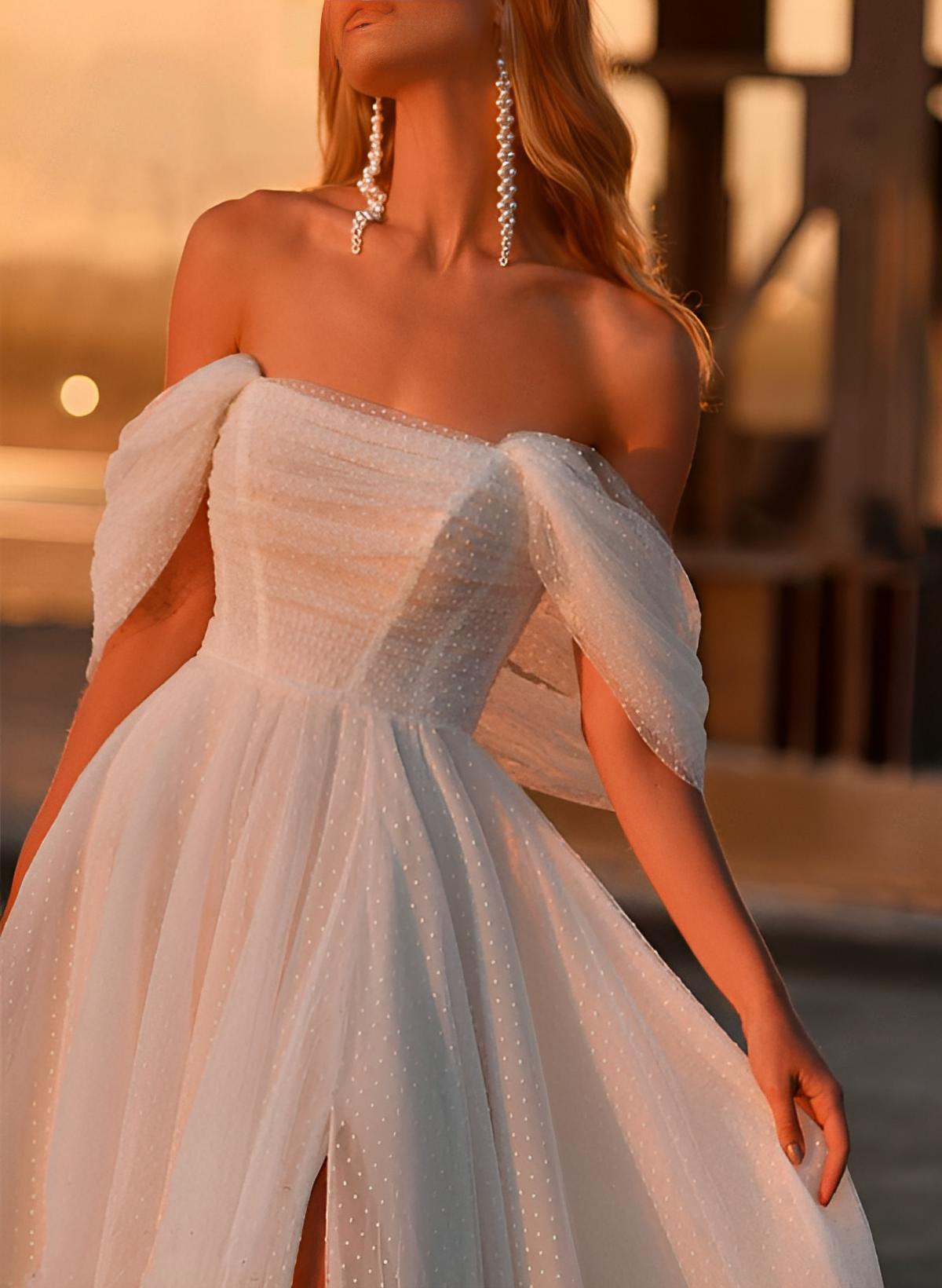 A-Line Off-The-Shoulder Sleeveless Sweep Train Tulle Beach Wedding Dresses With Split Front