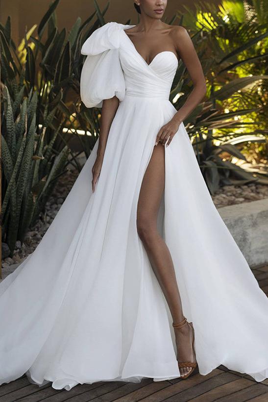 A-Line One-Shoulder Organza Beach Wedding Dresses With Split Front Bow