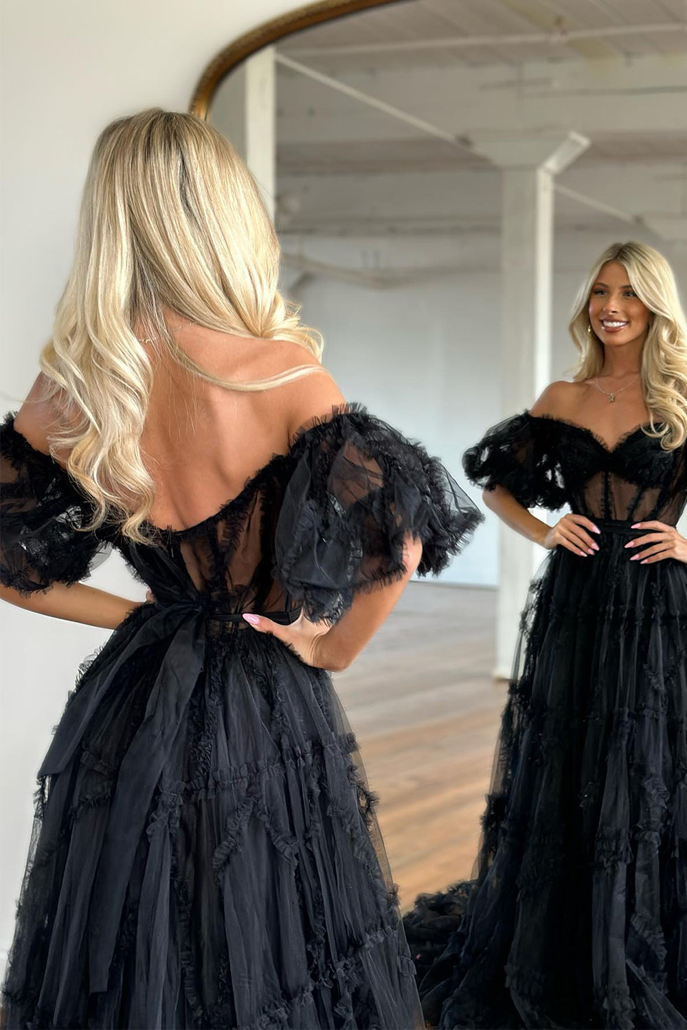 A Line Prom Dress Off the Shoulder Red Tulle Corset Evening Dress with Bowknot