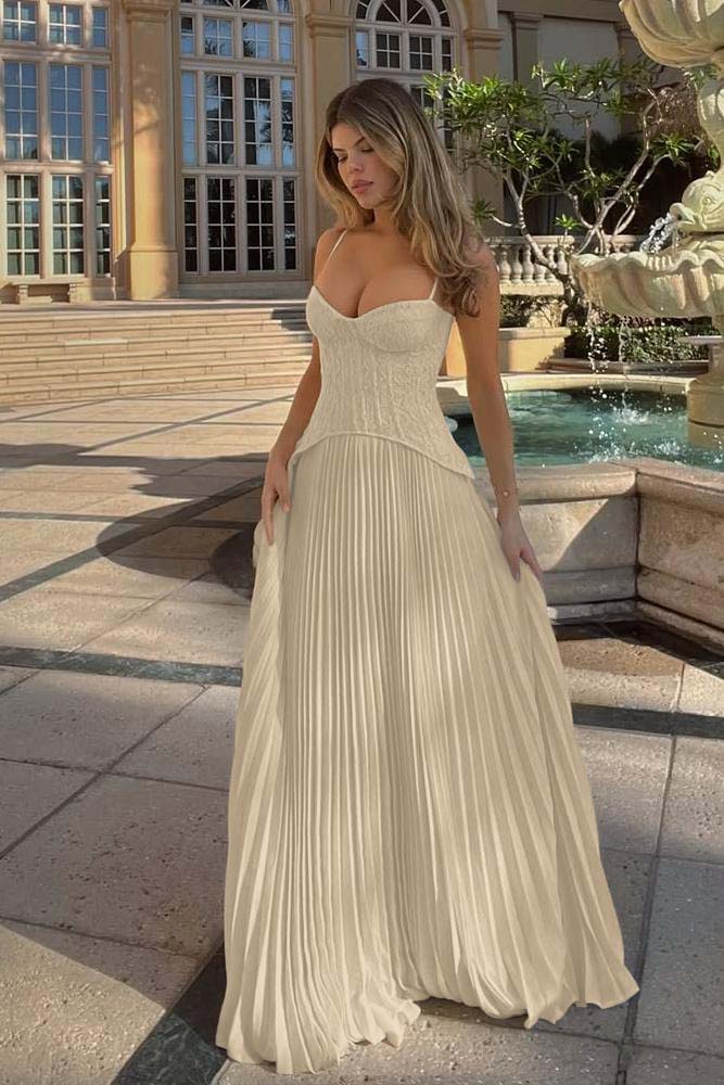 A Line Prom Dress Sleeveless Spaghetti Straps Evening Dress With Lace Appliques