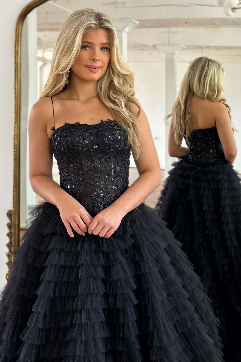 A Line Red Prom Dress Spaghetti Straps Long Tulle Evening Dress with Slit