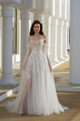 A Line Tulle Lace Spaghetti Straps Sleeve White Wedding Dress Bridal Gown With Appliques