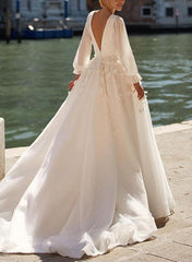 A-Line V-Neck Long Sleeves Organza Beach Wedding Dresses With Lace Appliques