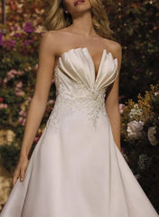 A-Line V-Neck Sleeveless Court Train Satin Beach Wedding Dresses With Lace