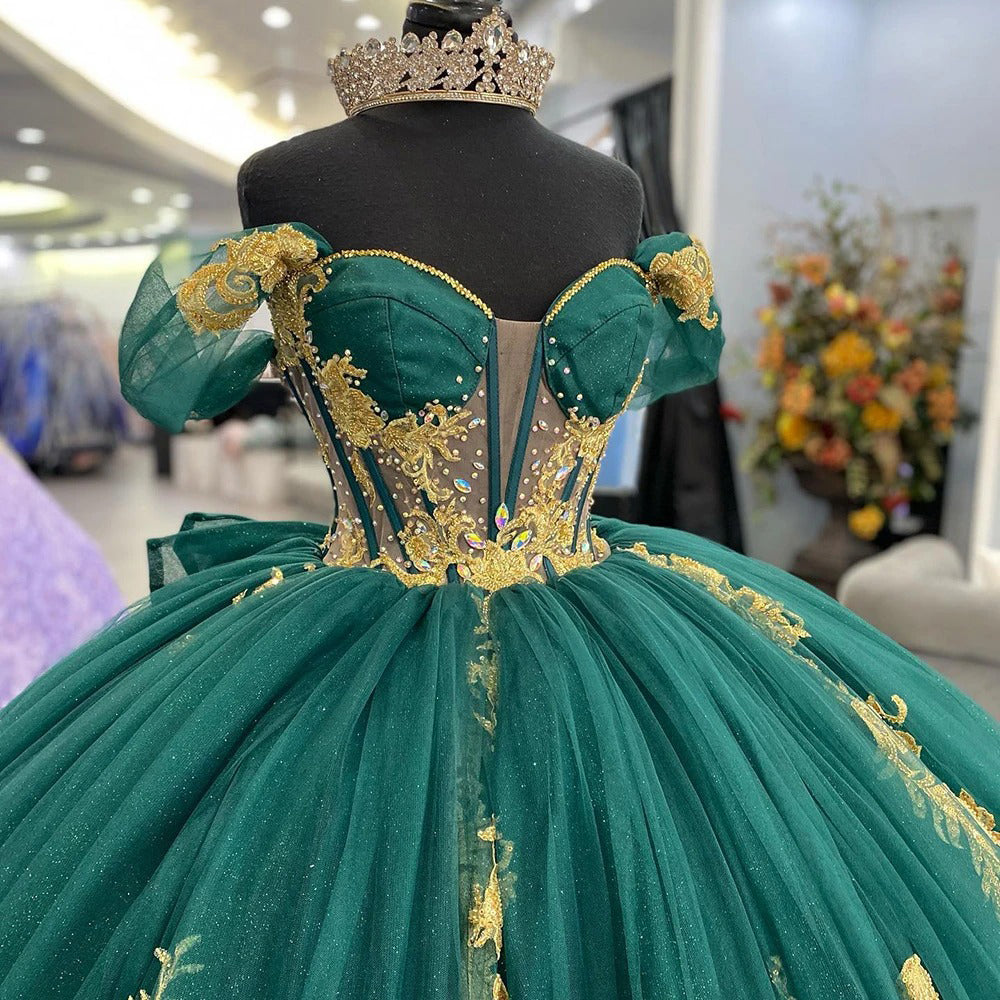 Dreamyannie UK Ball Gown Off Shoulder Puffy Sleeves Flower Lace Appliques Emerald Green Tulle Princess Gown Quinceanera Dress For Sweet 16 Dreamyannie UK Ball Gown Off Shoulder Puffy Sleeves Flower Lace Appliques Emerald Green Tulle Princess Gown Quinceanera Dress For Sweet 16