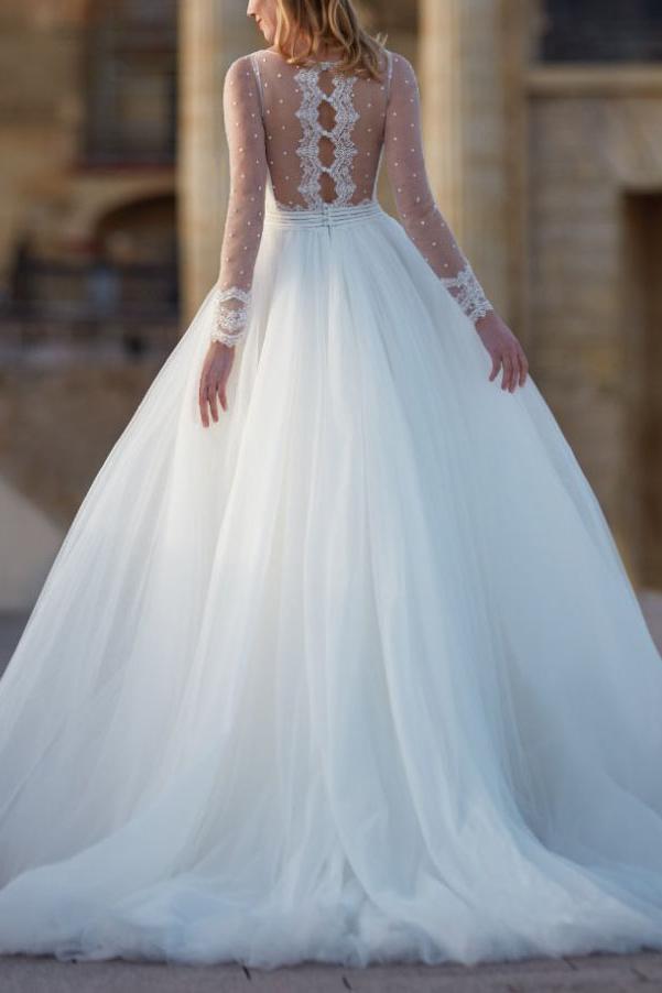 Ball-Gown Tulle Wedding Dresses with Long Sleeves and V-Neck