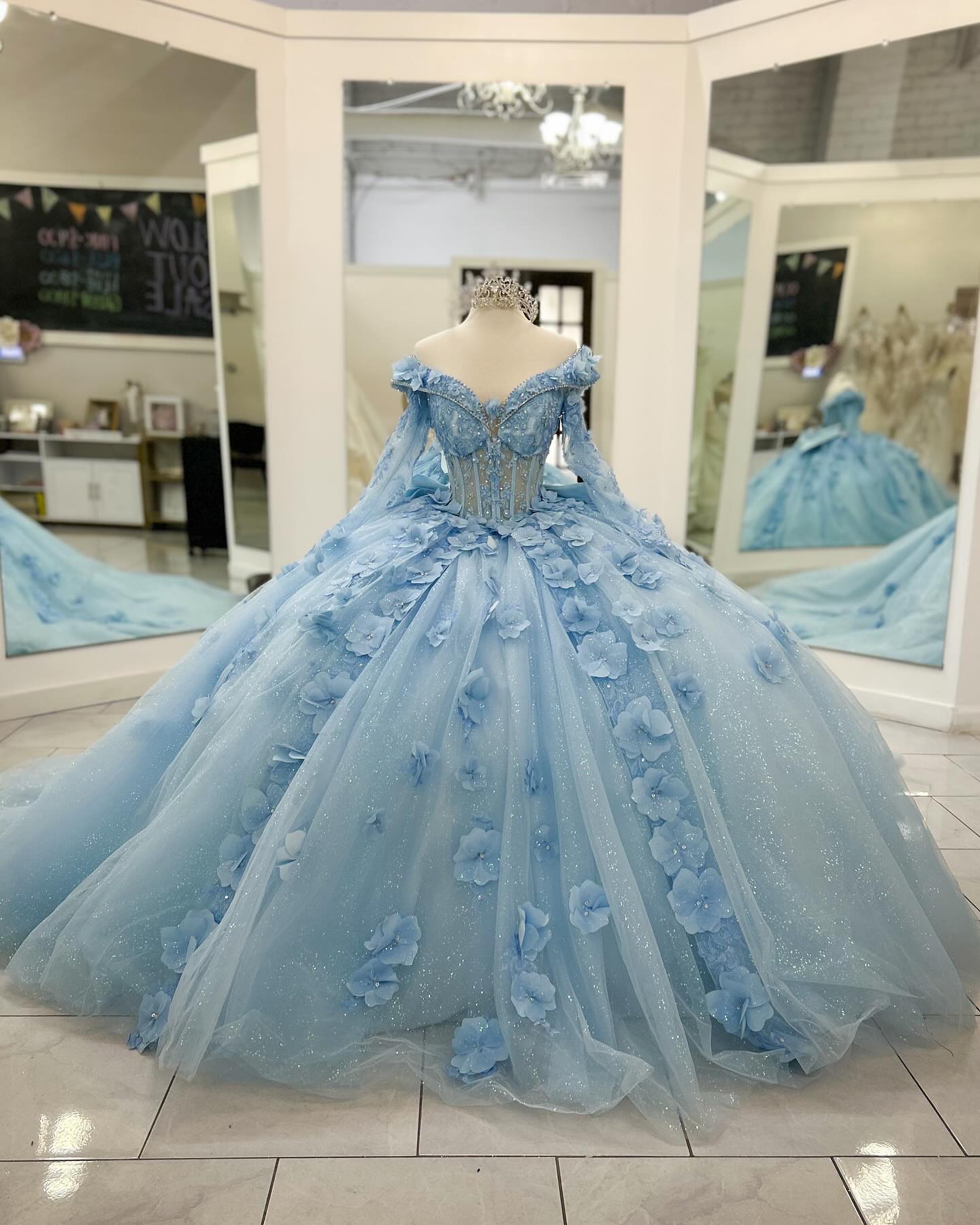 Ball Gown V Neck Detachable Long Sleeves Pleated Beaded 3D Flowers Appliques Sparkly Baby Blue Tulle Quinceanera Dress Birthday Party Dress Evening Formal Gown For Sweet 16