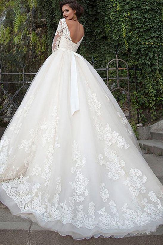 Ball-Gown V-Neck Tulle Lace Chapel Train Wedding Dress With Appliques Lace