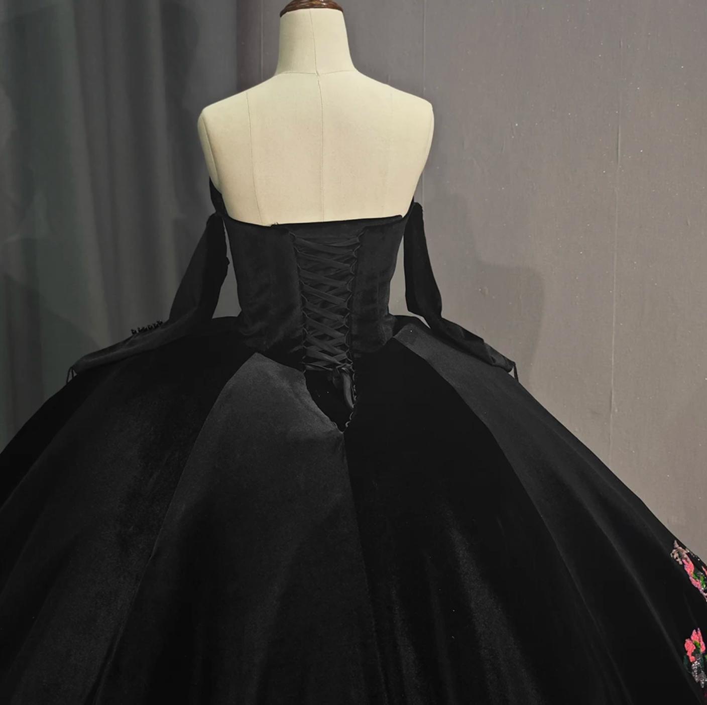 Black Off Shoulder Princess Quinceanera Dress Ball Gown Sweet 16 Dress