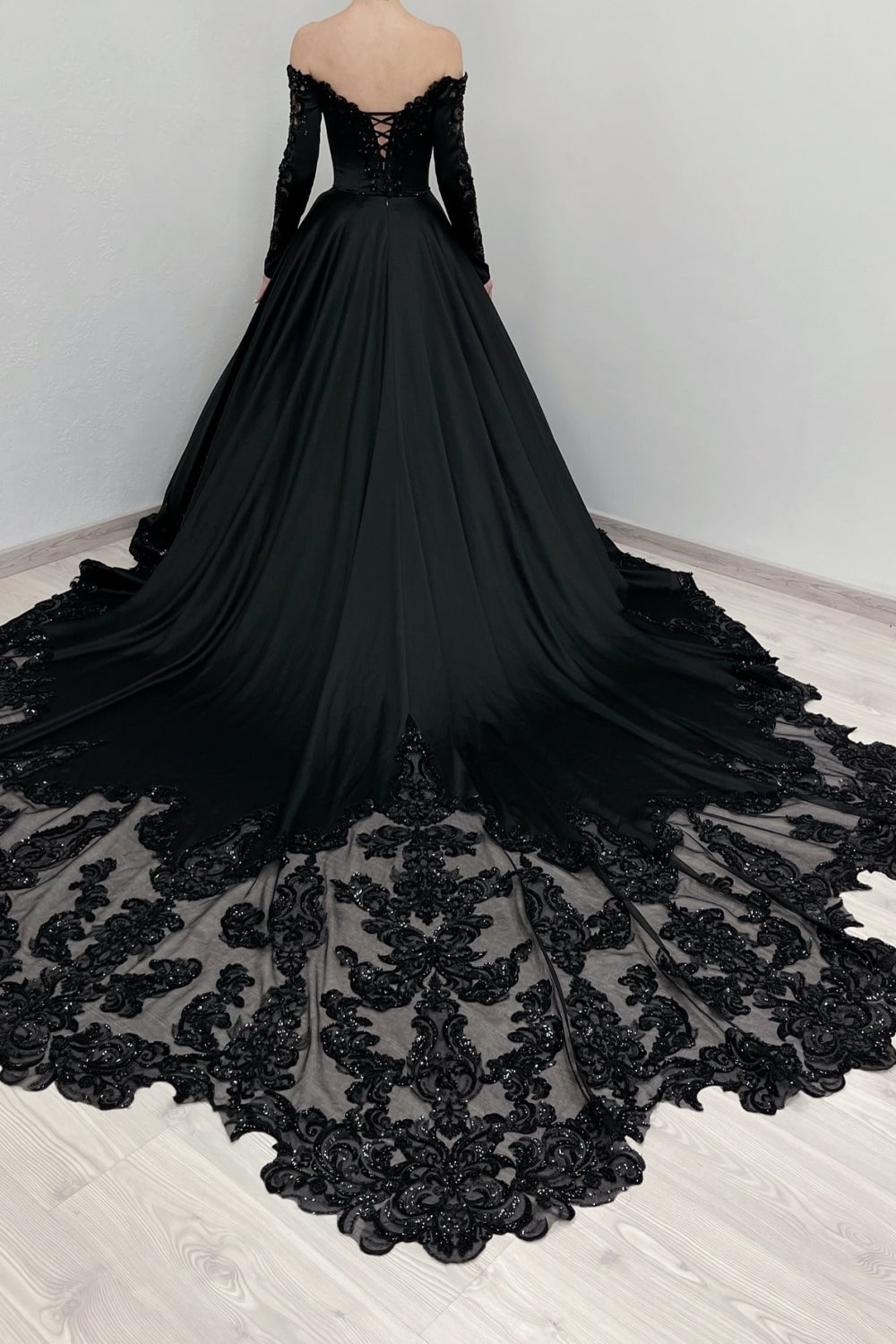 Black Prom Dress A Line V Neck Lace Off The Shoulder Sleeves Beading Sequined Cathedral Train Satin Ball Gown Formal Dress