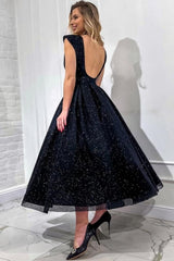 Black Prom Dress A Line V Neck Sleeveless Sequined Formal Dress