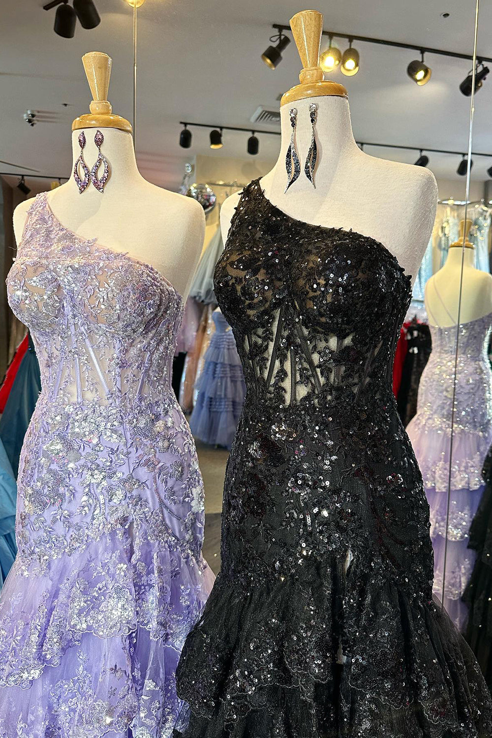 Black Prom Dress One Shoulder Tiered Lace Long Evening Dress with Slit