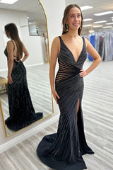 Black Prom Dress V-Neck Mermaid Spaghetti Straps Long Evening Dress With Slit