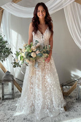 Boho A-Line Ivory Spaghetti Straps Long Beach Wedding Dress with Appliques