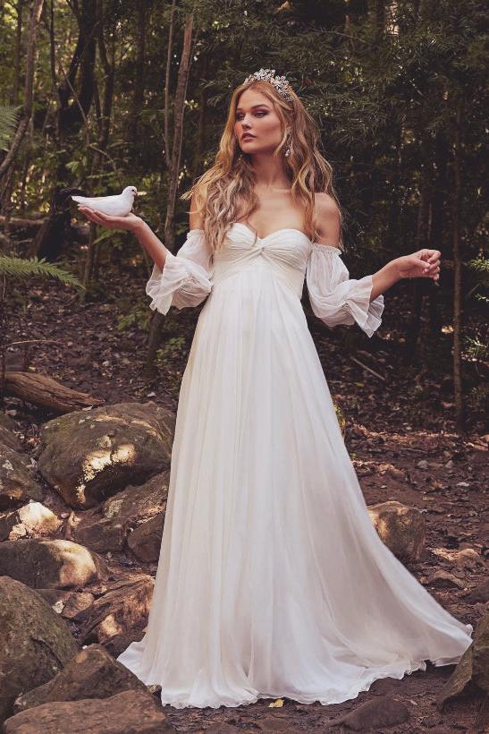Dreamyannie Women Beach Wedding Dress Boho Bridal Dress: Off-the-Shoulder  Long Sleeves with Chiffon Sweep Train – Dreamyannie UK