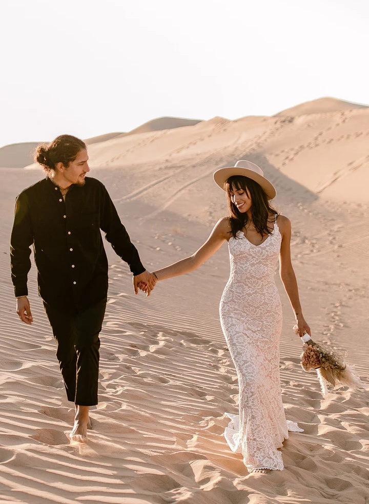 Boho Lace Open Back Mermaid Beach Wedding Dresses With Court Train