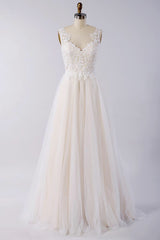 Champagne Tulle Wedding Dress Lace Appliques A-Line Sleeveless Bridal Dress