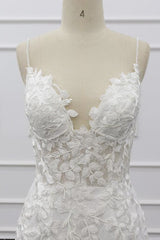 White Tulle Wedding Dress Lace Appliques Spaghetti Straps Mermaid Bridal Dress