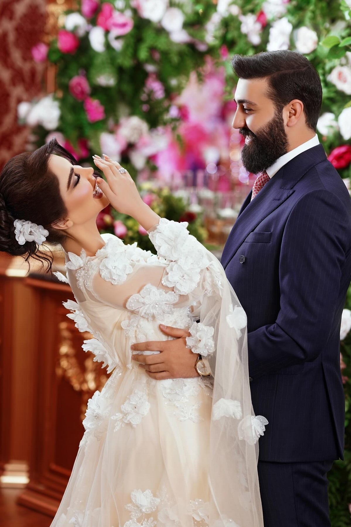 Champagne Beach Wedding Dress A Line Square Beaded Illusion Sleeves Sequined Tulle Bridal Gown With 3D Flowers