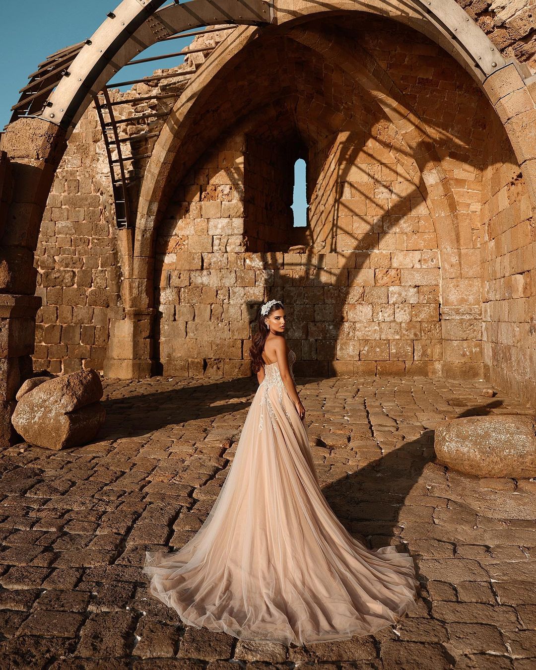 Champagne Beach Wedding Dress Sweetheart A Line Beaded Tulle Bridal Gown with Appliques