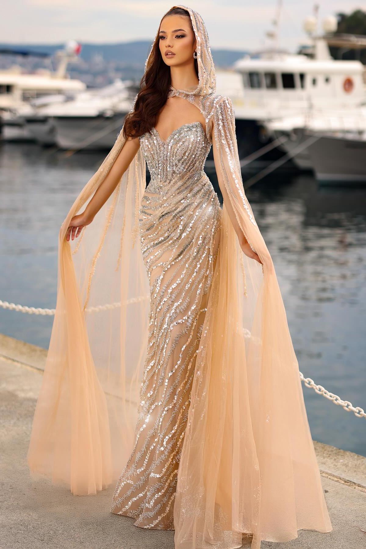 Champagne Prom Dress Column Strapless Sweetheart Sleeveless Sequined Tulle Formal Dress