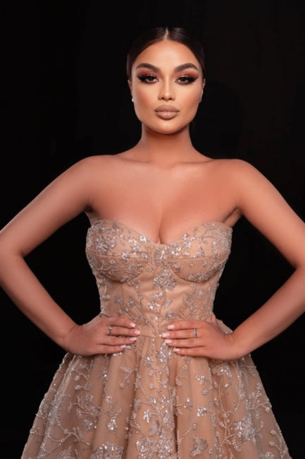 Champagne Prom Dress Sweetheart A Line Sequined Sleeveless Knee Length Tulle Formal Dress With Appliques